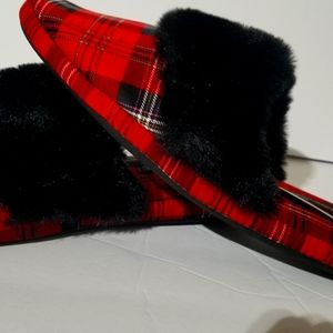 Victoria's Secret Signature Satin House Shoes Slippers Red/Black Plaid  M 7-8
